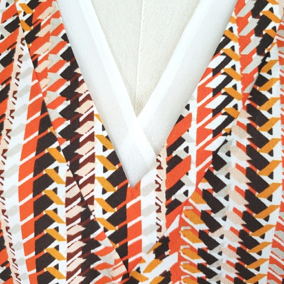 DKNY Short Sleeve Patterned Top with Chiffon Trim - Picture 3 of 13